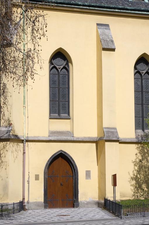 Apartments With 2 Bathrooms- 5 Minutes From Old Town - 102 M2 Πράγα Εξωτερικό φωτογραφία