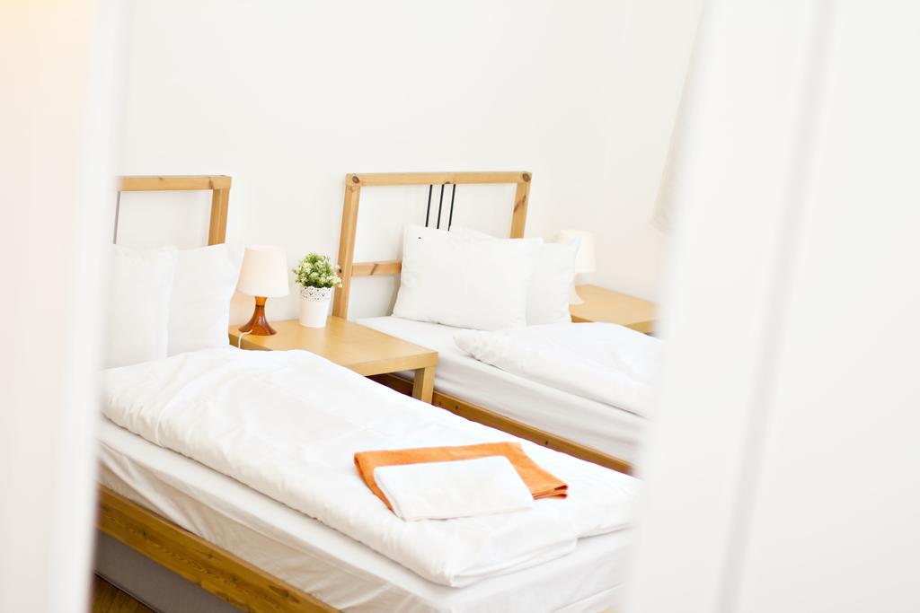 Apartments With 2 Bathrooms- 5 Minutes From Old Town - 102 M2 Πράγα Εξωτερικό φωτογραφία