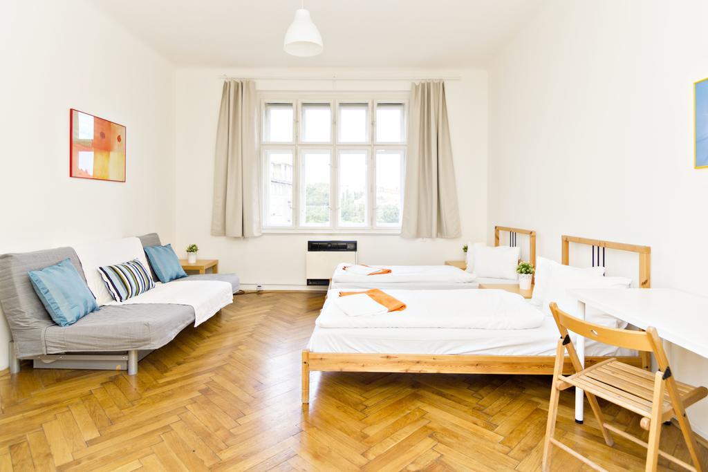 Apartments With 2 Bathrooms- 5 Minutes From Old Town - 102 M2 Πράγα Εξωτερικό φωτογραφία