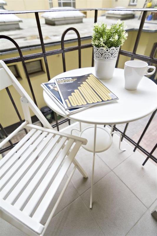 Apartments With 2 Bathrooms- 5 Minutes From Old Town - 102 M2 Πράγα Εξωτερικό φωτογραφία