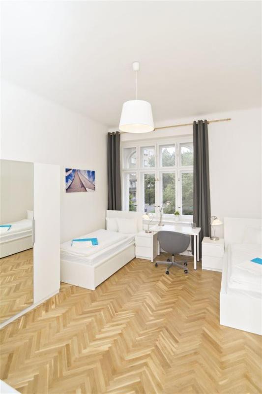 Apartments With 2 Bathrooms- 5 Minutes From Old Town - 102 M2 Πράγα Εξωτερικό φωτογραφία