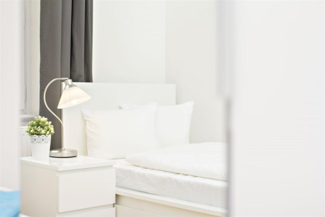 Apartments With 2 Bathrooms- 5 Minutes From Old Town - 102 M2 Πράγα Εξωτερικό φωτογραφία