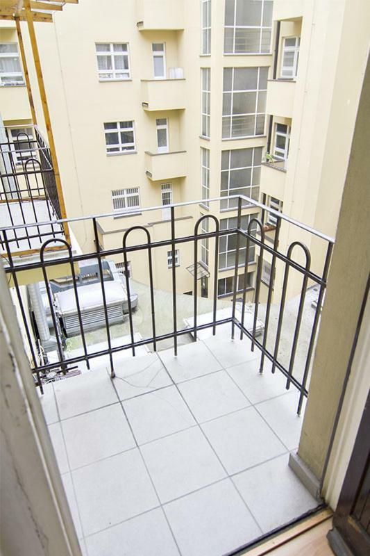 Apartments With 2 Bathrooms- 5 Minutes From Old Town - 102 M2 Πράγα Εξωτερικό φωτογραφία