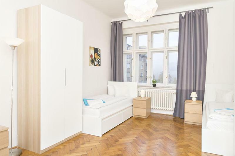 Apartments With 2 Bathrooms- 5 Minutes From Old Town - 102 M2 Πράγα Εξωτερικό φωτογραφία