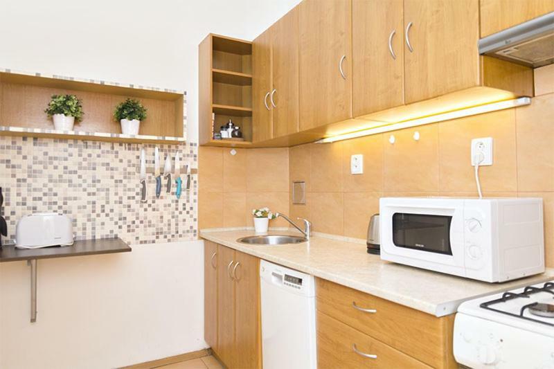 Apartments With 2 Bathrooms- 5 Minutes From Old Town - 102 M2 Πράγα Εξωτερικό φωτογραφία